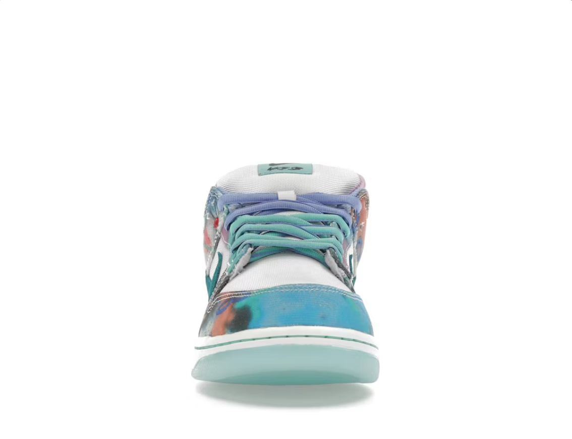 Nike SB Dunk Low Futura Laboratories Bleached Aqua