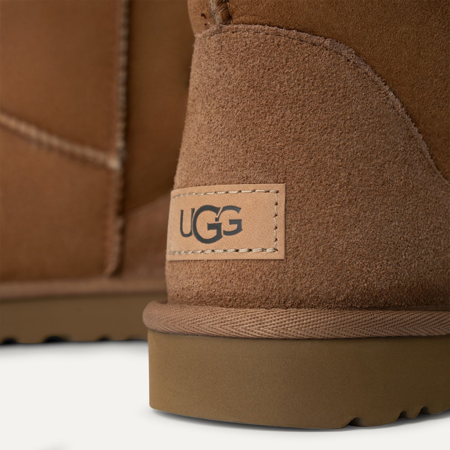 UGG Classic Short II Boot Chestnut